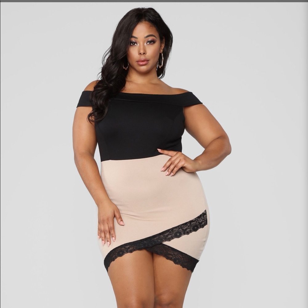 Fashion Nova curve dress